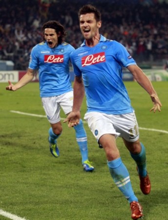 让工人们在 让工人们在